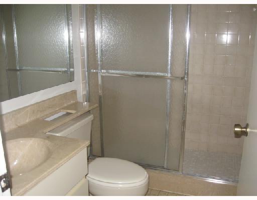 8320 Trent Court, Unit B Boca Raton, FL 33433 - Photo 3 of 6 Additional Photo