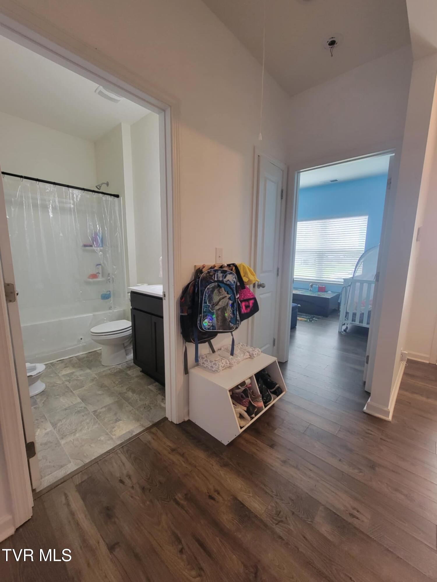 1202 Raccoon Lane Piney Flats, TN 37686 - Photo 5 of 17 att.IBmx_CBxrRN0d-3JkikvhcCJQ_qUjwHMthwC