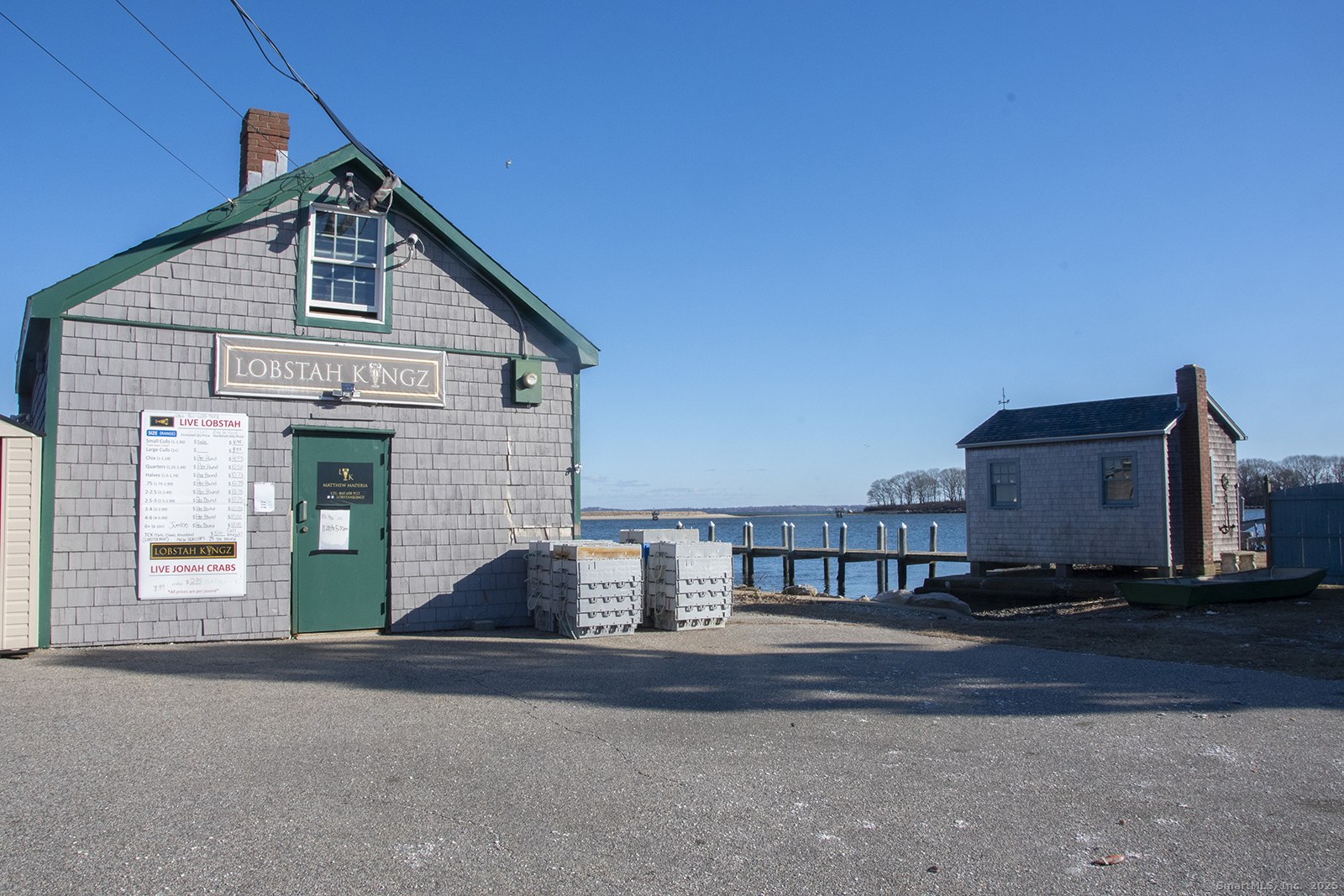 114 Jupiter Point Road Groton, CT 06340 - Photo 33 of 34 Close to local seafood Market for fresh lobsters, steamers and scallops and more!