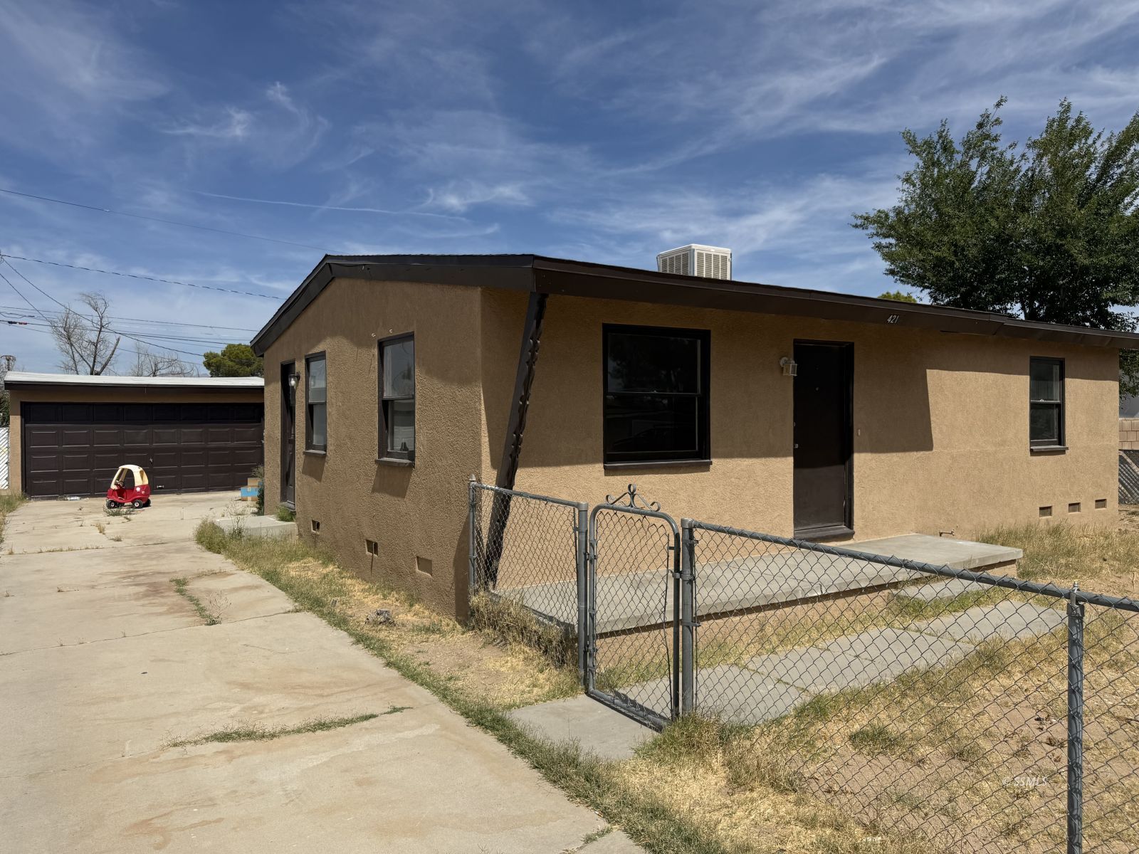 421 North Helena Street Ridgecrest, CA 93555 - Photo 2 of 10