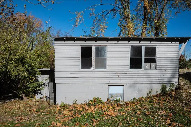 $169,000 | 4724 Logan Avenue, Kansas City, MO 64136