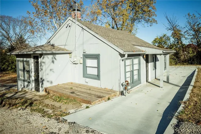 $169,000 | 4724 Logan Avenue, Kansas City, MO 64136