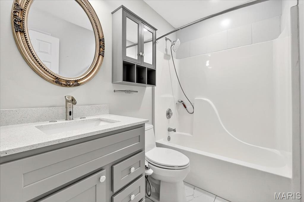 503 Fortress Court St. Charles, MO 63303 - Photo 24 of 65