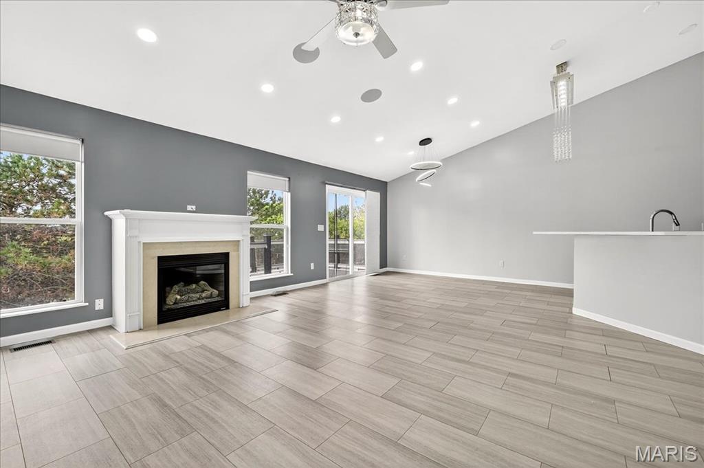 503 Fortress Court St. Charles, MO 63303 - Photo 10 of 65