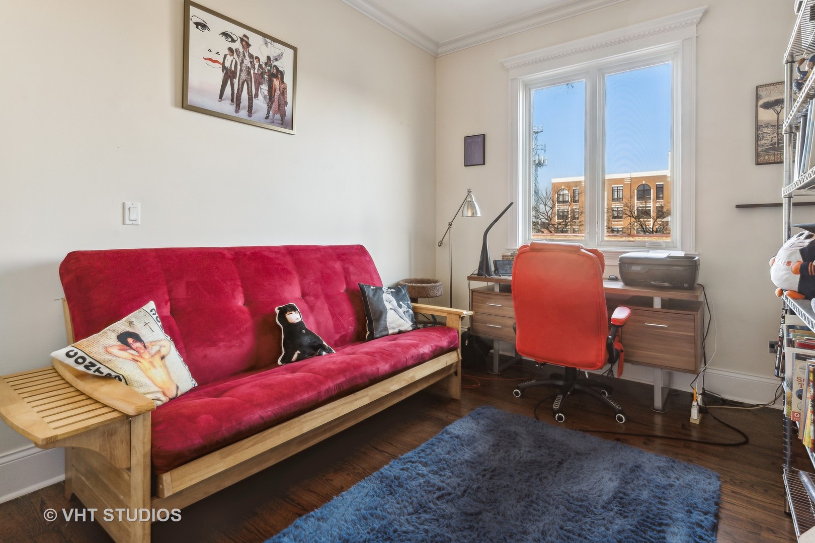 4880 North Clark Street, Unit 2B Chicago, IL 60640 - Photo 12 of 15 a living room with furniture couch and a window