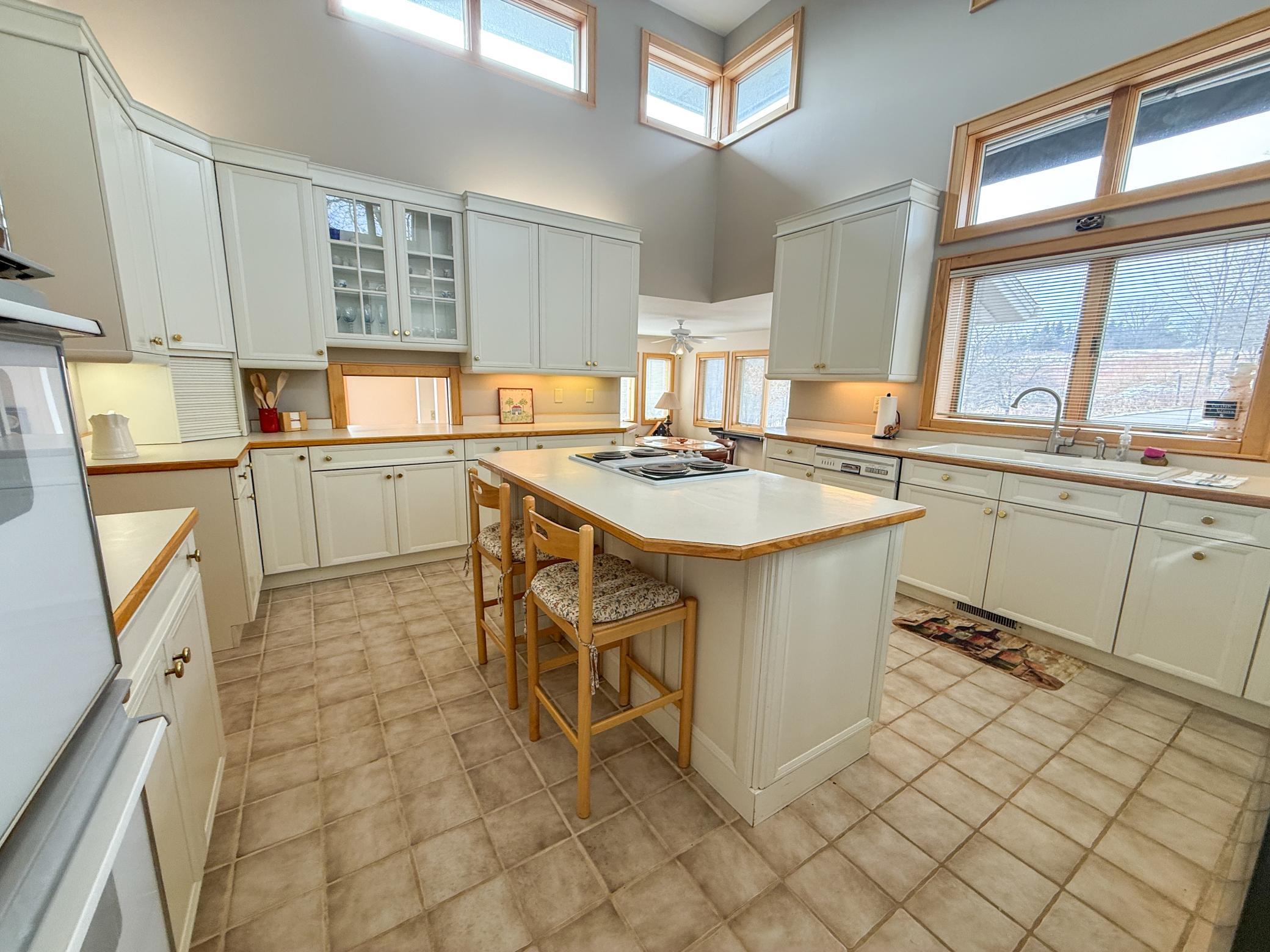 46180 Oak Hill Road La Crescent, MN 55947 - Photo 10 of 96