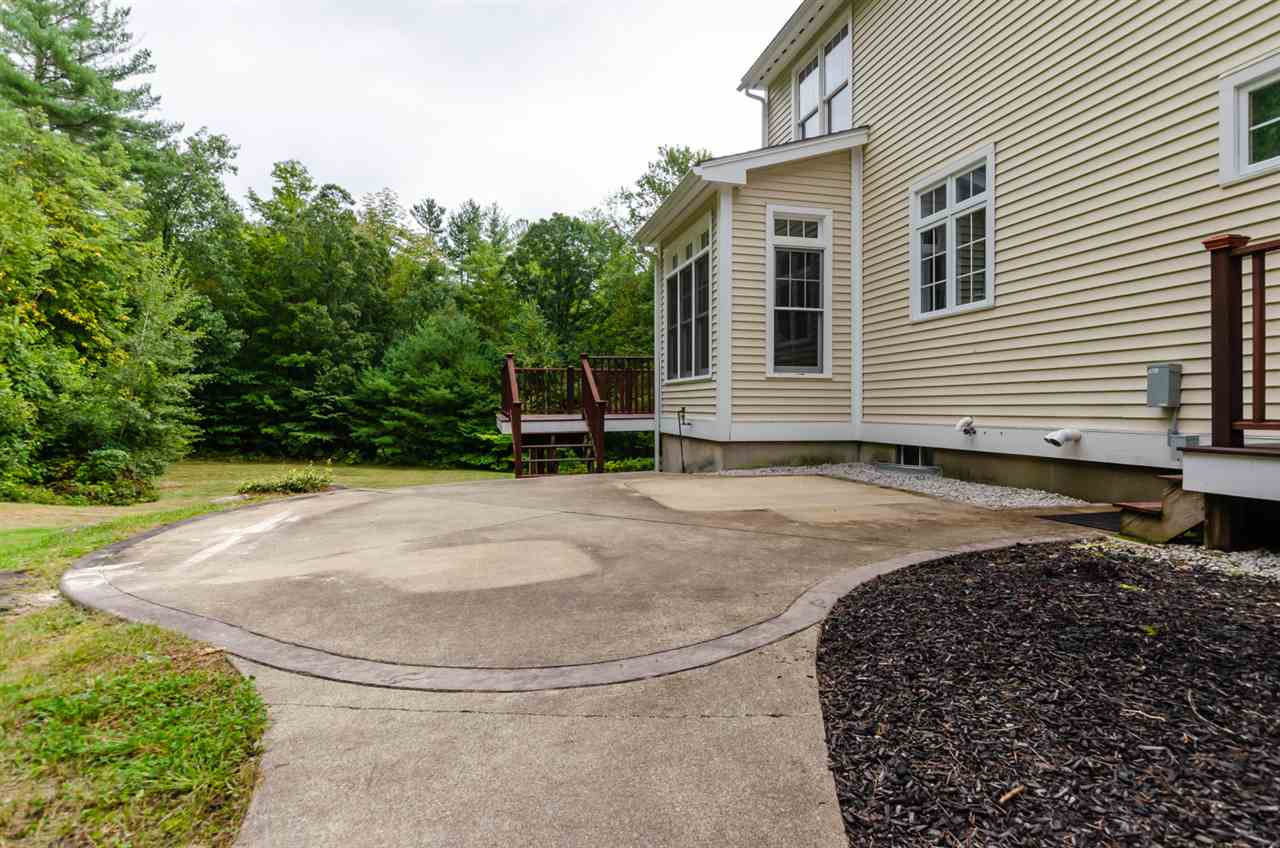 4 Huckabee Farm Road Amherst, NH 03031 - Photo 37 of 40