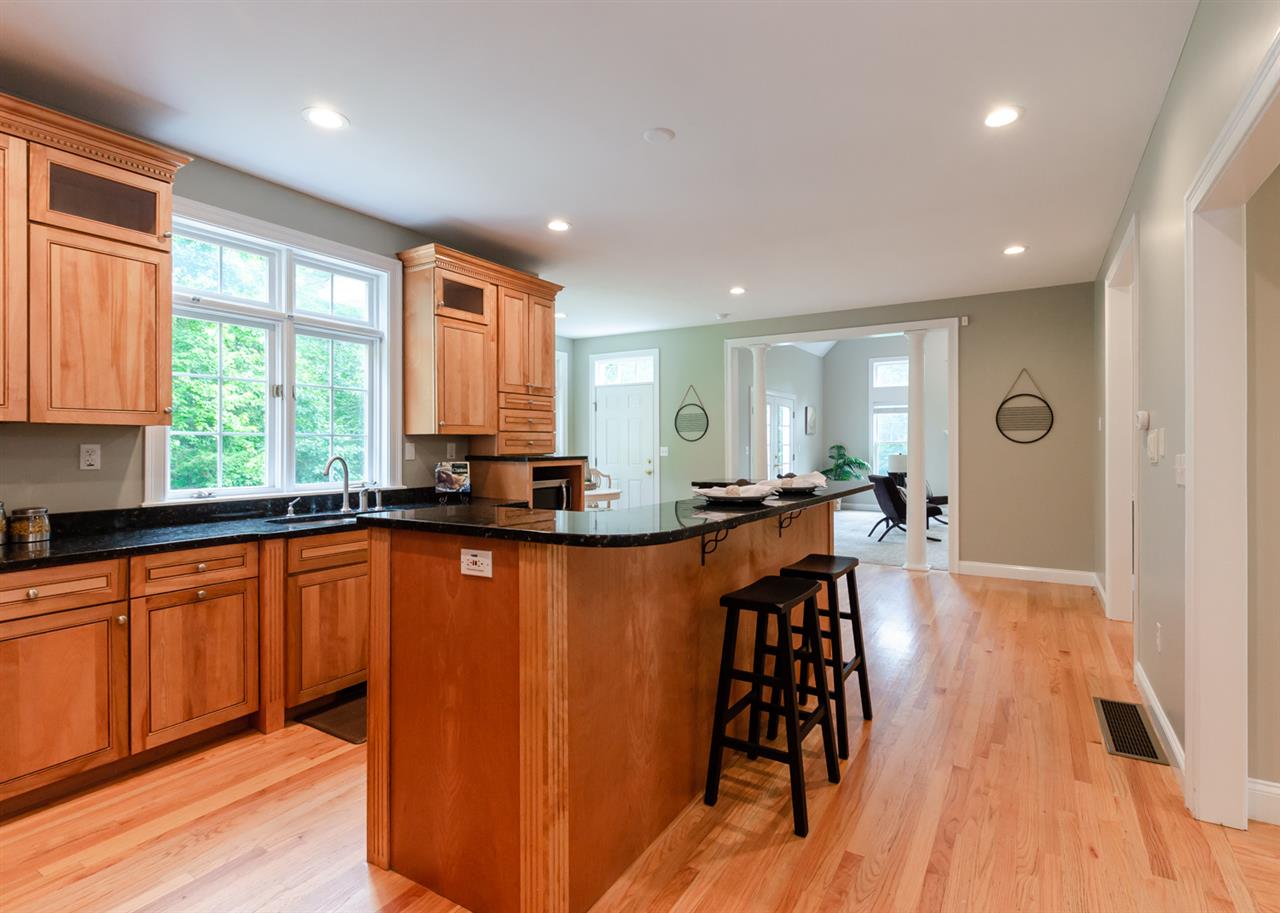 4 Huckabee Farm Road Amherst, NH 03031 - Photo 5 of 40
