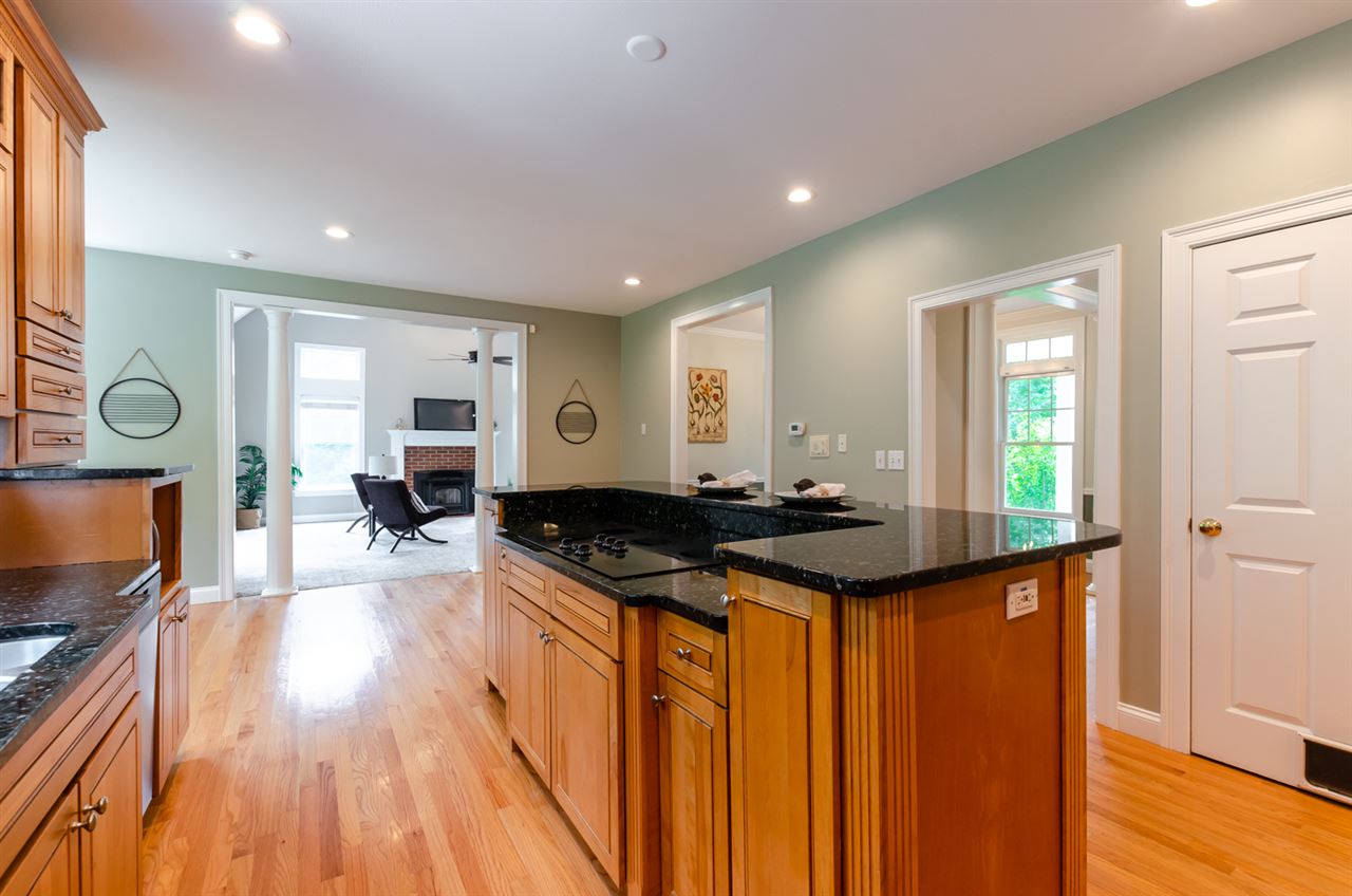 4 Huckabee Farm Road Amherst, NH 03031 - Photo 6 of 40