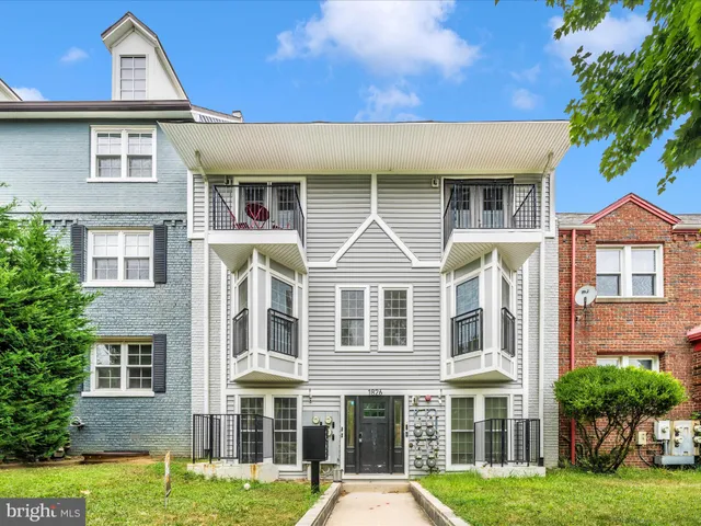 $3,900 | 1826 Independence Avenue Southeast, Unit 4, Washington, DC 20003