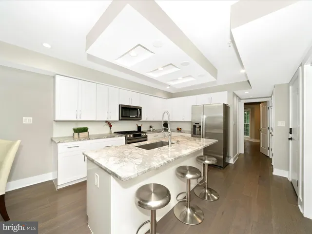 $3,900 | 1826 Independence Avenue Southeast, Unit 4, Washington, DC 20003