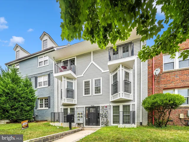 $3,900 | 1826 Independence Avenue Southeast, Unit 4, Washington, DC 20003