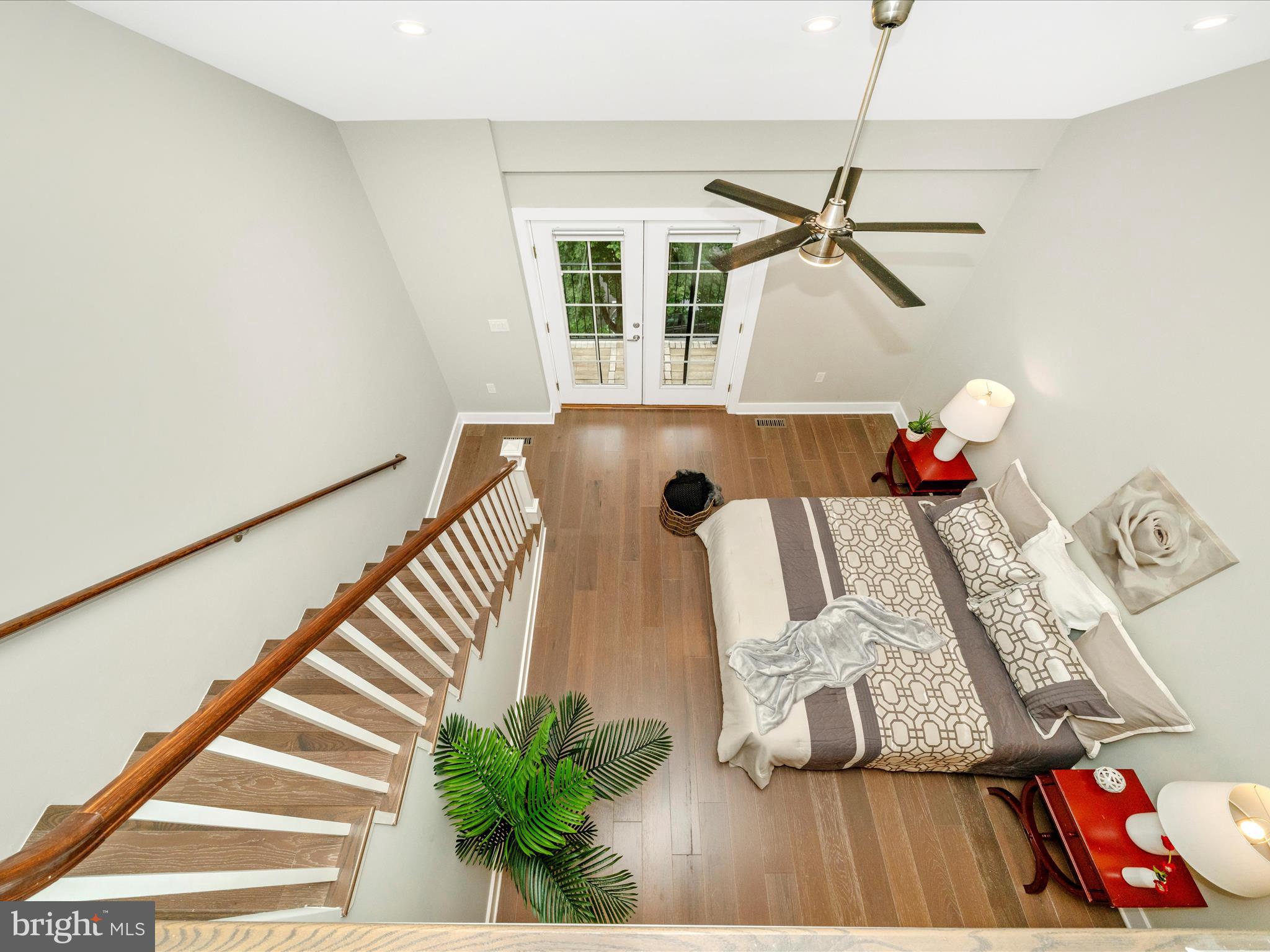 1826 Independence Avenue Southeast, Unit 4 Washington, DC 20003 - Photo 31 of 53 DSC03278