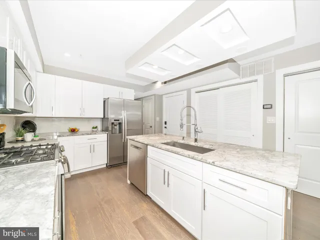 $3,900 | 1826 Independence Avenue Southeast, Unit 4, Washington, DC 20003