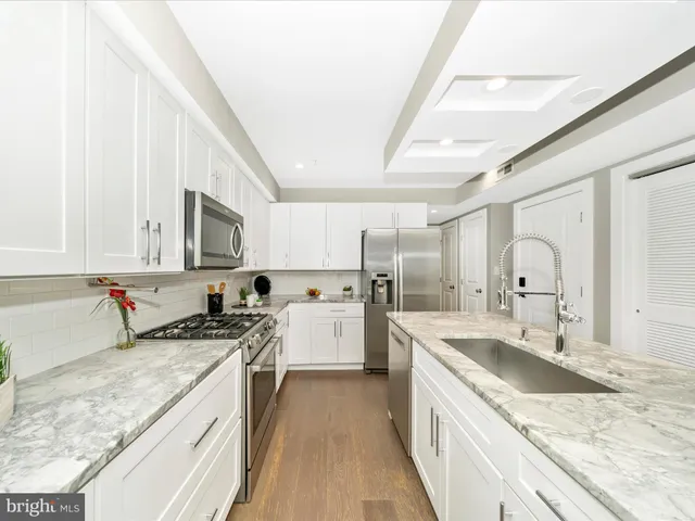 $3,900 | 1826 Independence Avenue Southeast, Unit 4, Washington, DC 20003