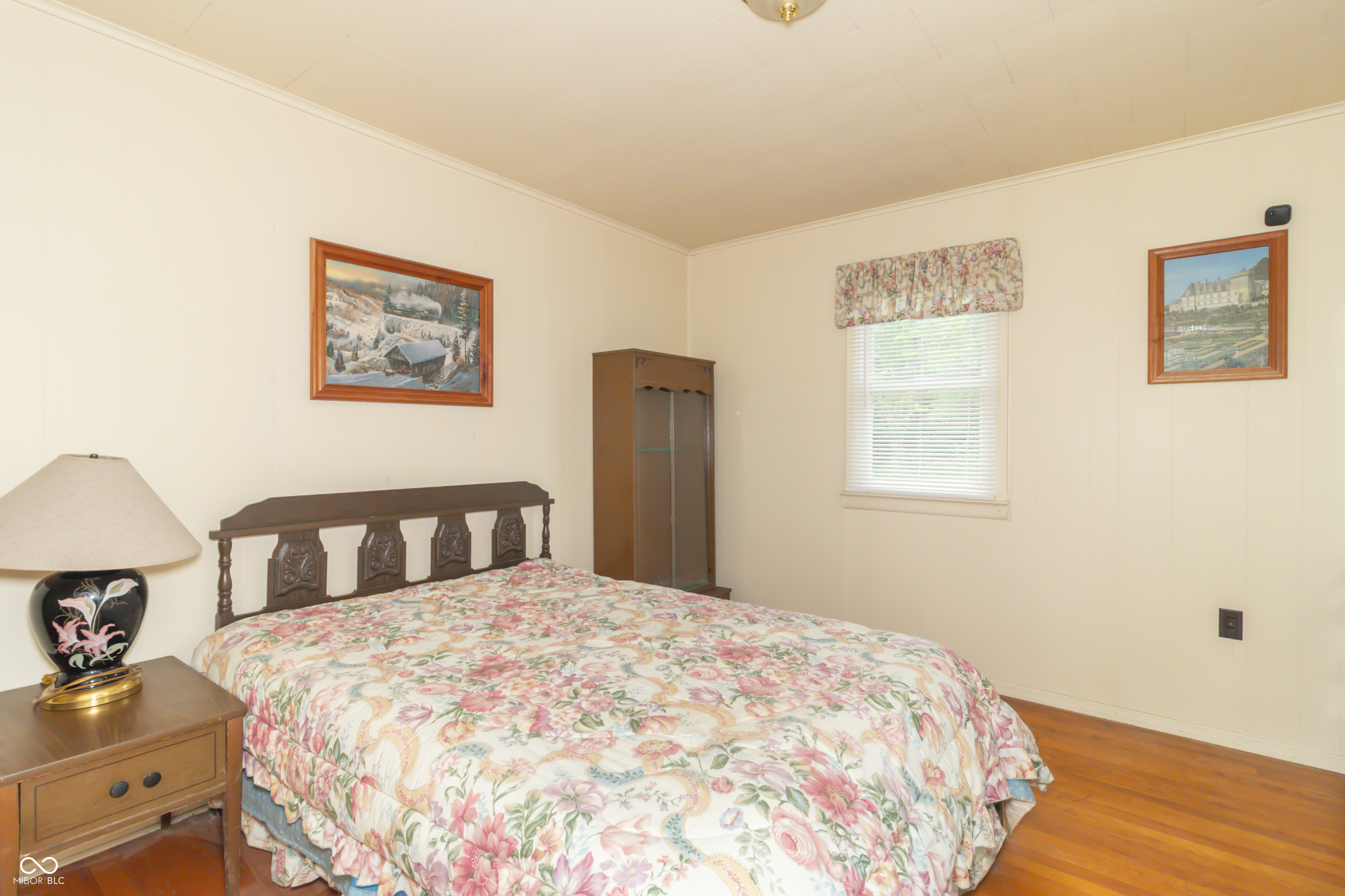 405 South Old Trails Road Indianapolis, IN 46219 - Photo 26 of 37 Gallery Image 26