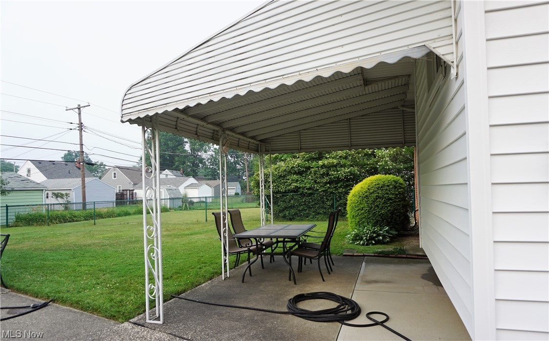 30221 Arnold Road Eastlake, OH 44095 - Photo 12 of 18