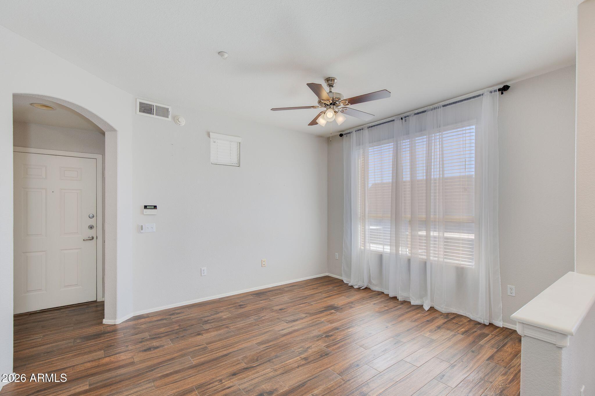 5303 North 7th Street, Unit 215 Phoenix, AZ 85014 - Photo 9 of 30 Entry/Living Room