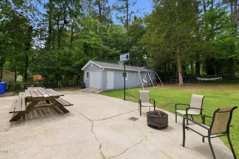 $735,000 | 304 Plum Lane, Chapel Hill, NC 27517