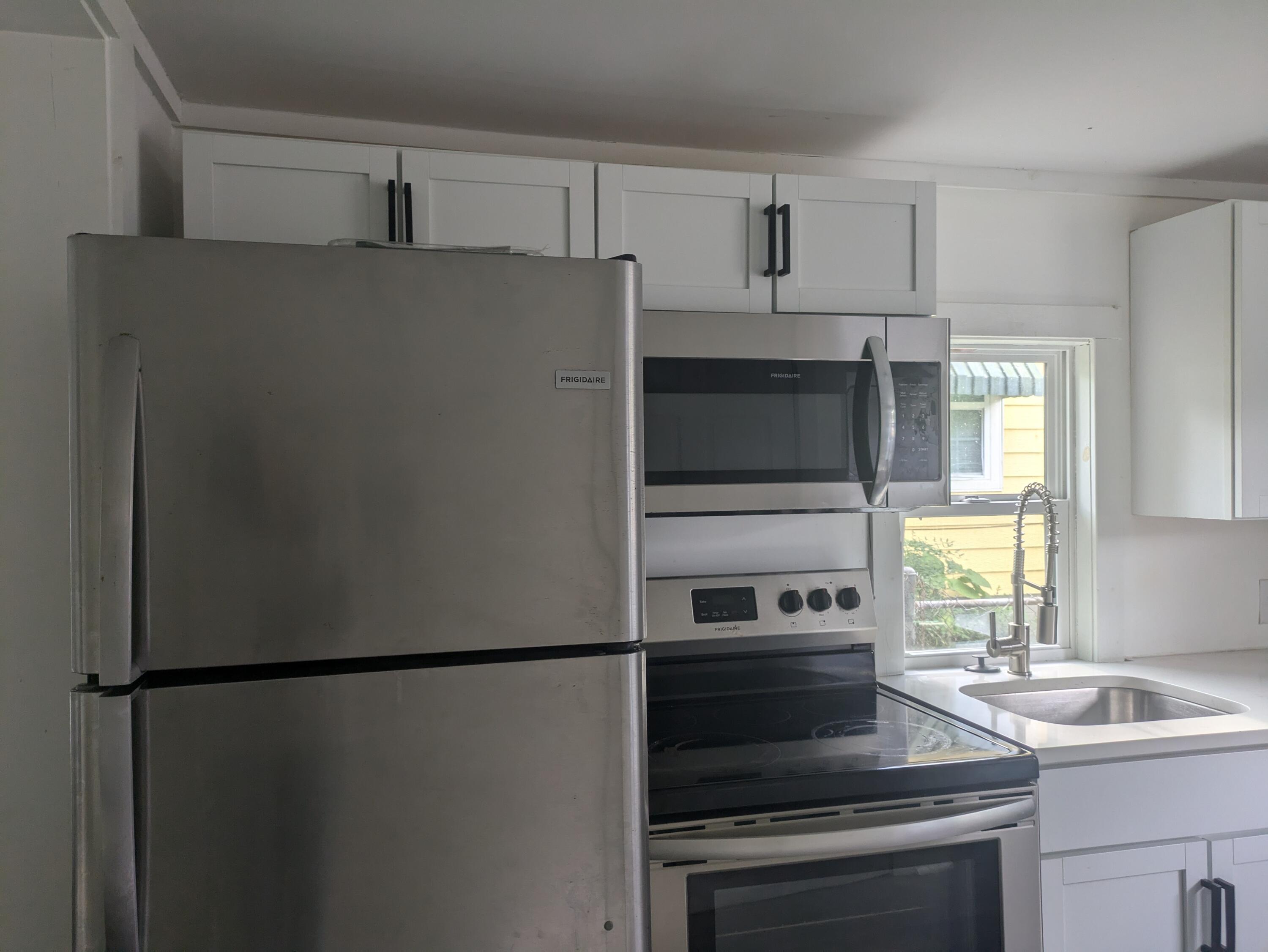 5470 Annette Street Charleston, SC 29406 - Photo 3 of 13 PXL_20241101_170030203