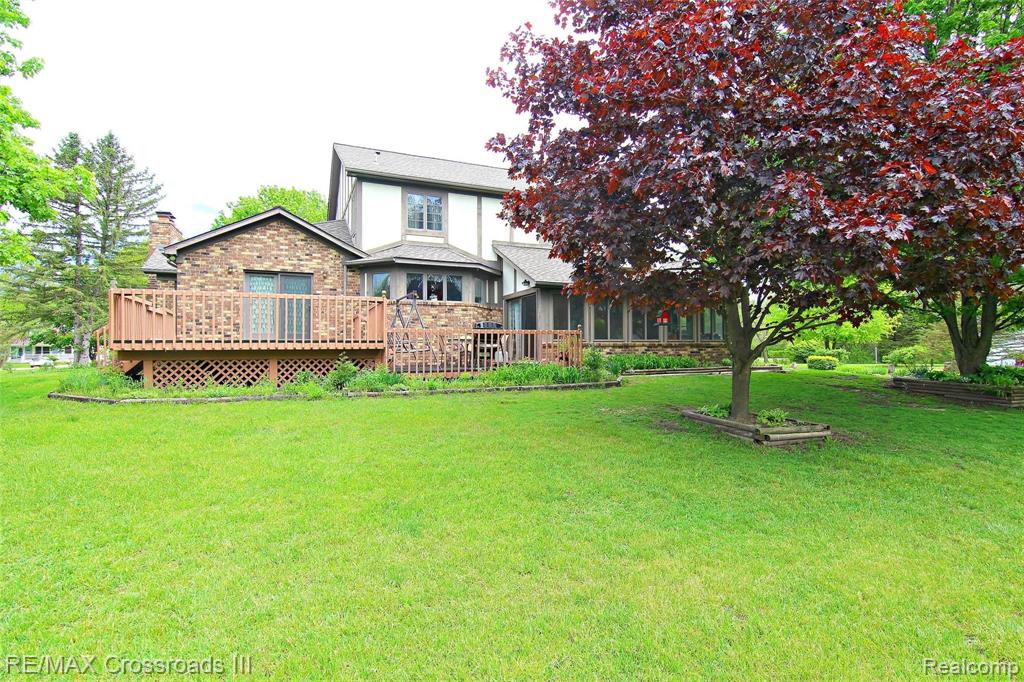 47037 Hull Road Belleville, MI 48111 - Photo 33 of 36