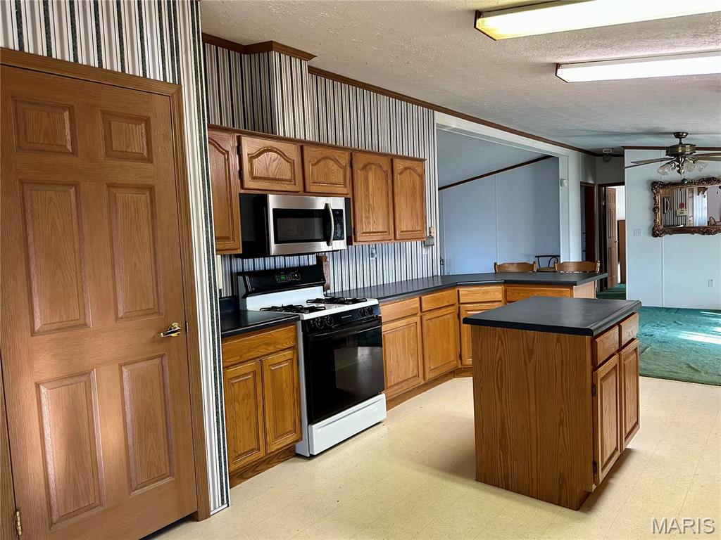 20754 Emerald Road Carlyle, IL 62231 - Photo 17 of 31