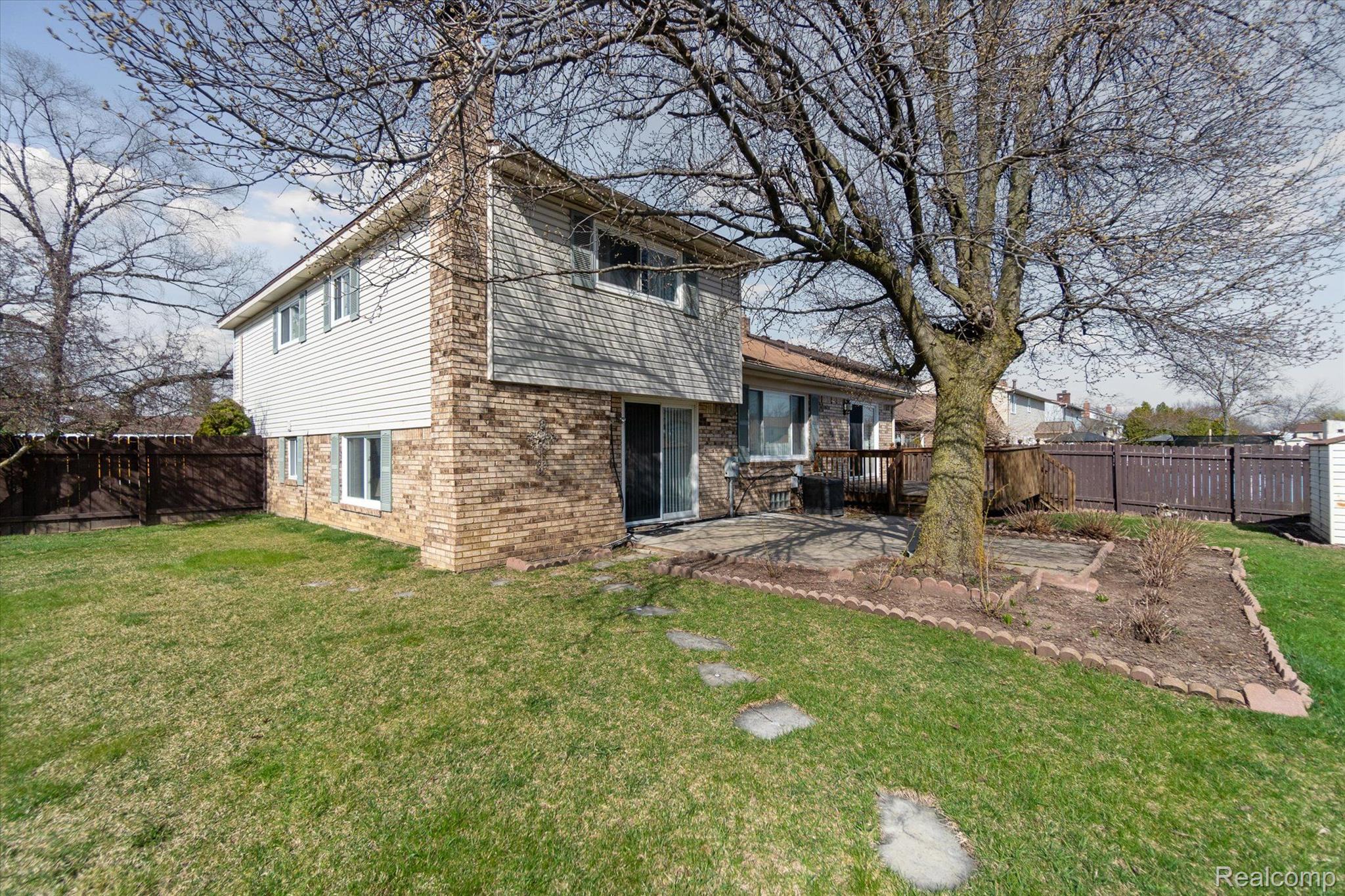 42315 Hanford Road Canton, MI 48187 - Photo 40 of 45 Gallery Image 40
