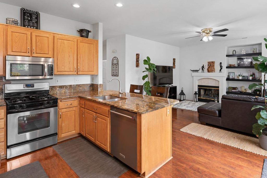 241 Muirfield Way San Marcos, CA 92069 - Photo 15 of 52