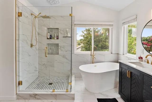 $1,099,999 | 241 Muirfield Way, San Marcos, CA 92069