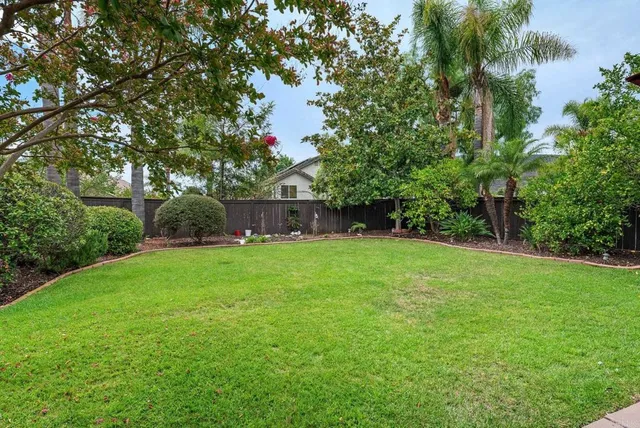 $1,099,999 | 241 Muirfield Way, San Marcos, CA 92069