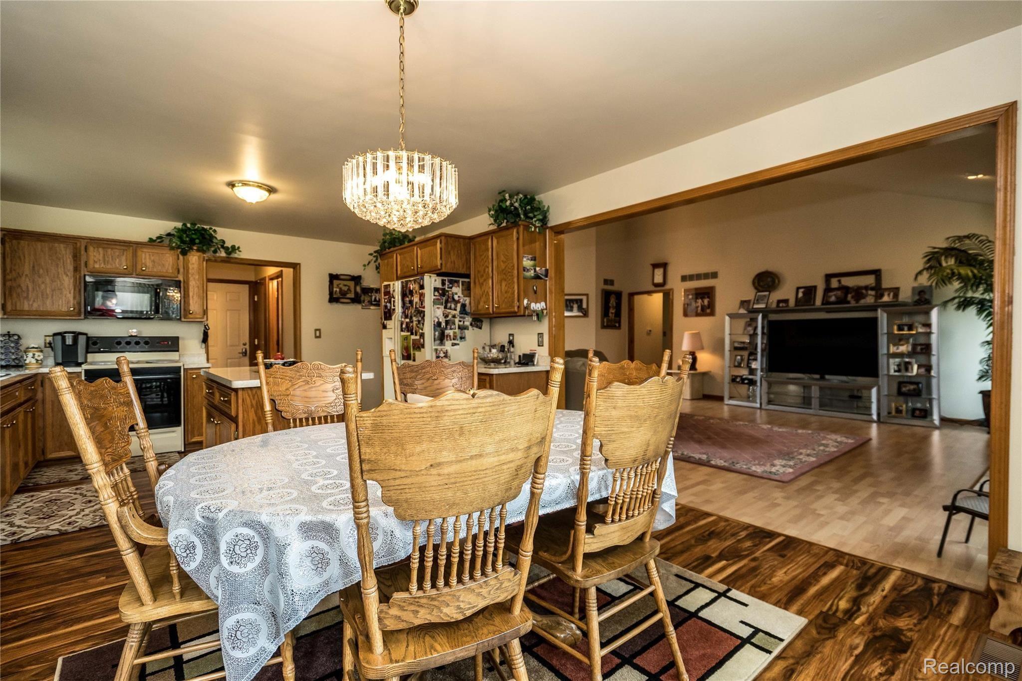 17931 Rocco Drive Macomb, MI 48044 - Photo 70 of 77 DSC05171.jpg