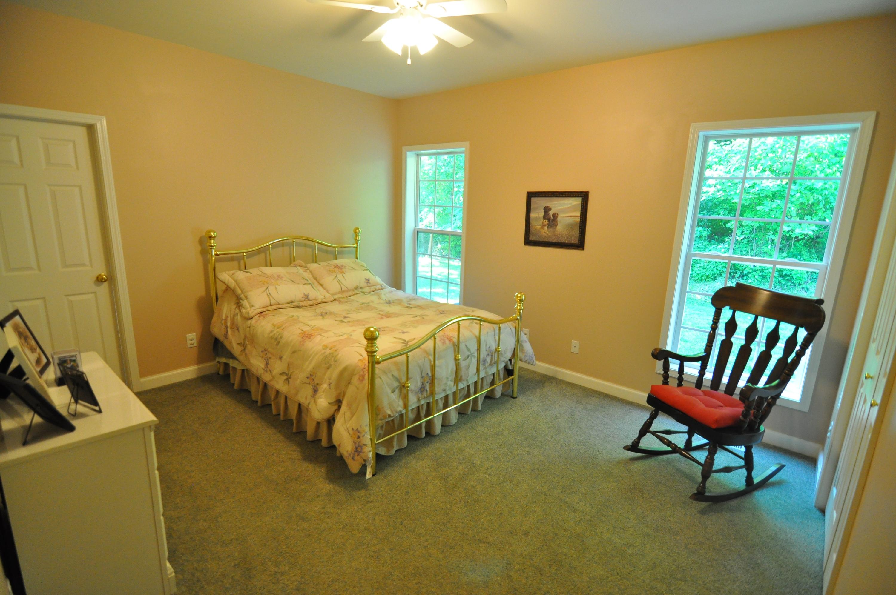 684 Mountain Valley Road Buchanan, VA 24066 - Photo 11 of 37 Master Bedroom Entry
