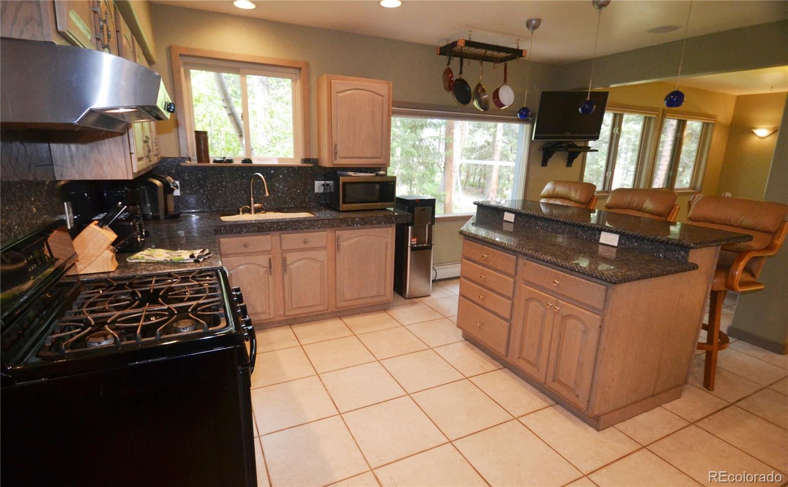 8840 South Hillview Road Morrison, CO 80465 - Photo 5 of 35 Gallery Image 5