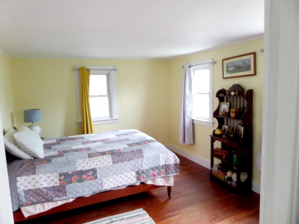 22 Powhatan Road Yarmouth, MA 02664 - Photo 15 of 30 Gallery Image 15
