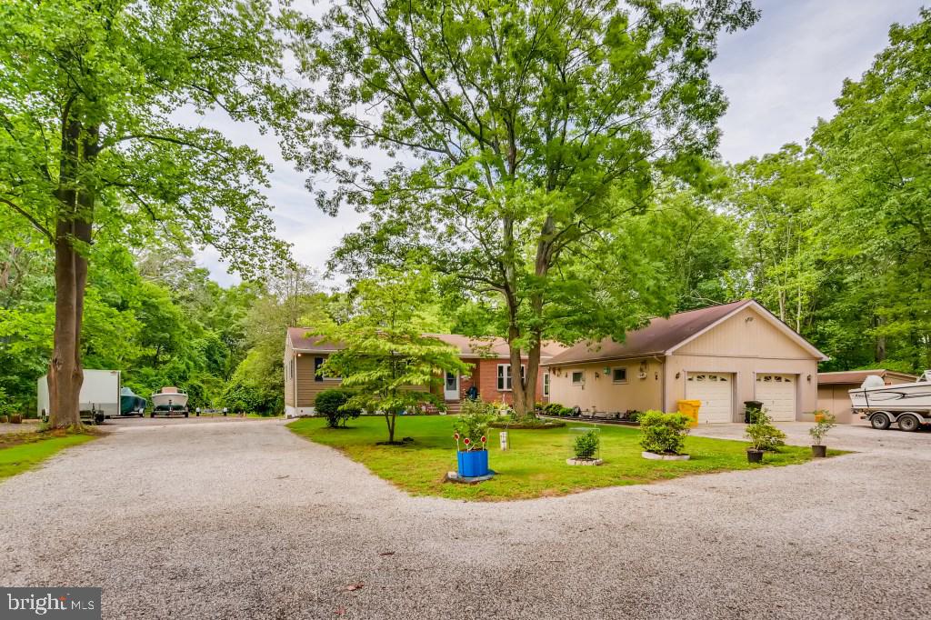 8446 Bussenius Road Pasadena, MD 21122 - Photo 1 of 33 Gallery Image 1