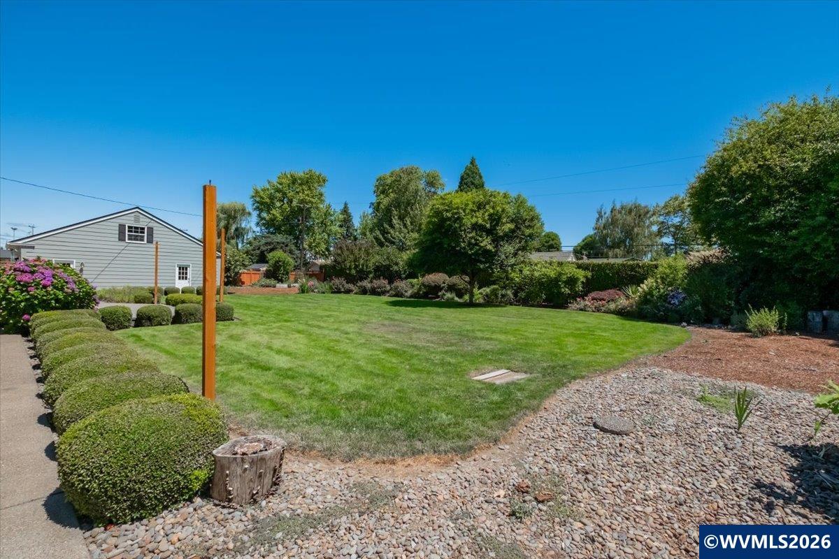 2715 Southwest Park Terrace Albany, OR 97321 - Photo 40 of 50