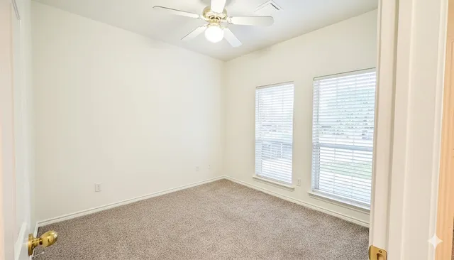 $2,500 | 1502 Bluefield Court, College Station, TX 77845