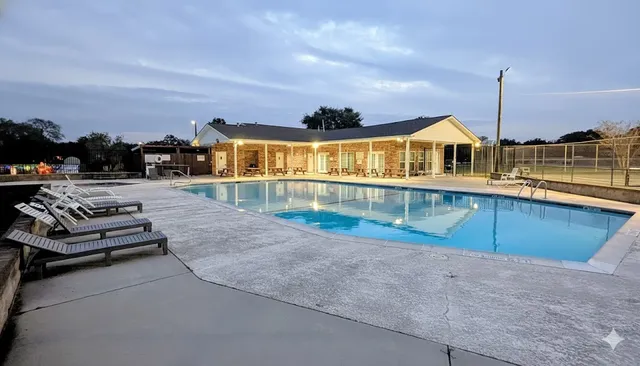 $2,500 | 1502 Bluefield Court, College Station, TX 77845