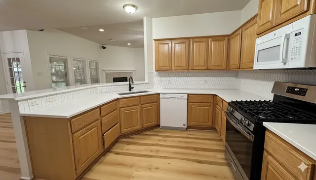 $2,500 | 1502 Bluefield Court, College Station, TX 77845