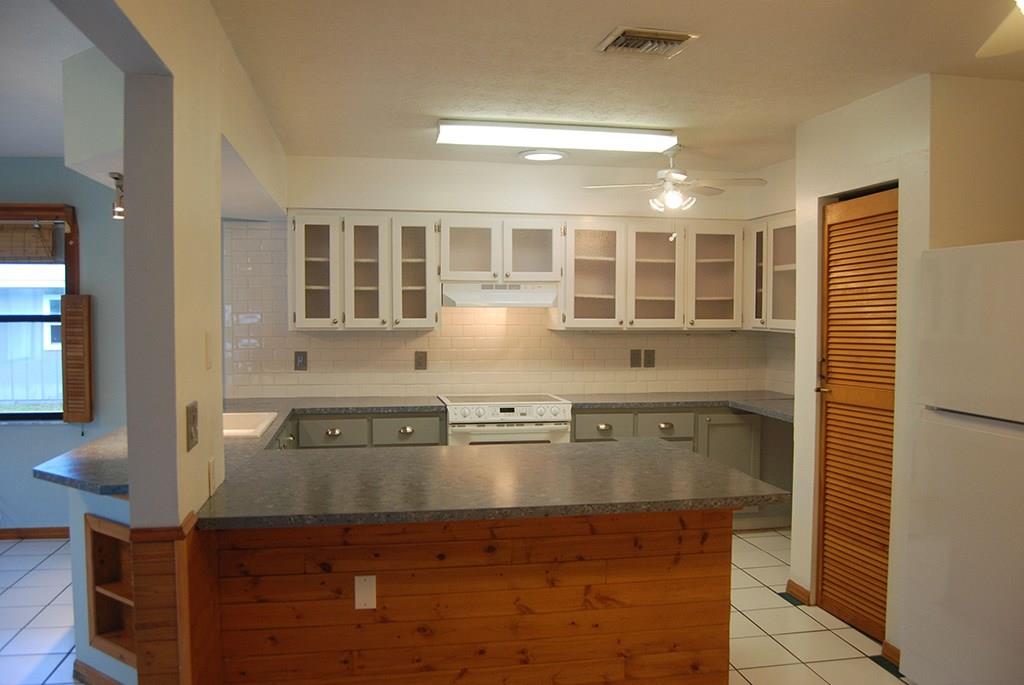 8205 Kenwood Road Fort Pierce, FL 34951 - Photo 6 of 22 Gallery Image 6