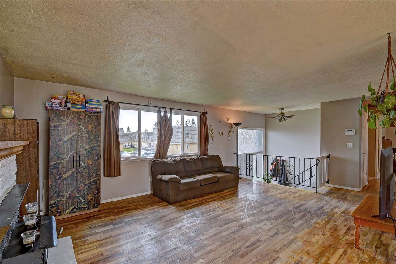 728 Chestnut Street Cheney, WA 99004 - Photo 3 of 20 Gallery Image 3