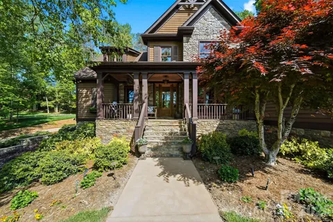 $1,289,900 | 2748 Trent Drive Northeast, Conover, NC 28613