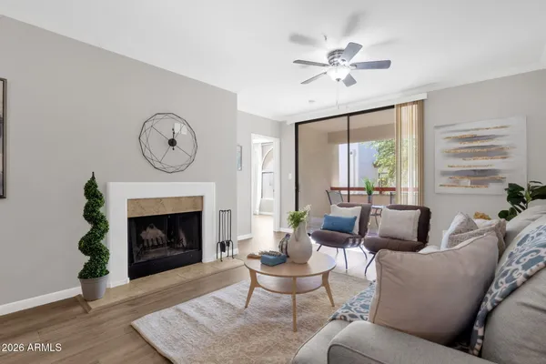 $299,900 | 750 East Northern Avenue, Unit 2022, Phoenix, AZ 85020