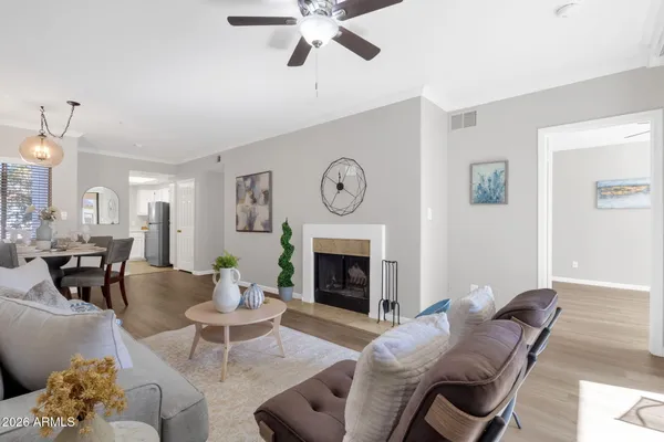 $299,900 | 750 East Northern Avenue, Unit 2022, Phoenix, AZ 85020