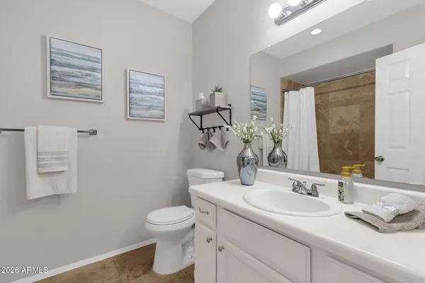 $299,900 | 750 East Northern Avenue, Unit 2022, Phoenix, AZ 85020