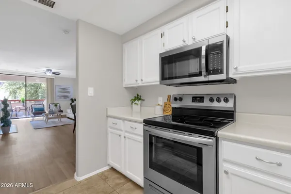 $299,900 | 750 East Northern Avenue, Unit 2022, Phoenix, AZ 85020
