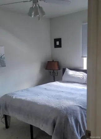 $89,900 | 22140 Dante Street, Unit 209, Oak Park, MI 48237