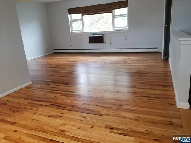 $1,900 | 39-05 Broadway, Fair Lawn, NJ 07410