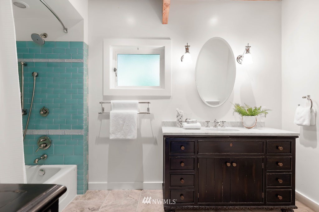 20316 90th Avenue Northeast Bothell, WA 98011 - Photo 21 of 35 Gallery Image 21