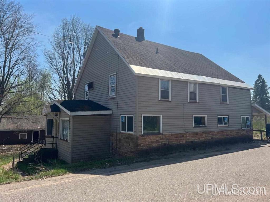147 Lower Excelsior Street Ishpeming, MI 49849 - Photo 1 of 22